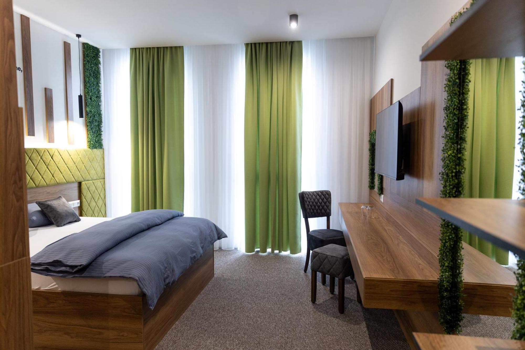 טראווניק Hostel Tron מראה חיצוני תמונה
